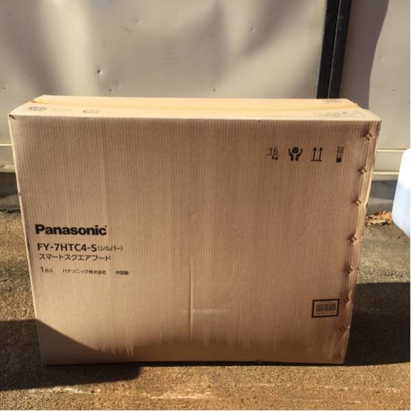Hút mùi bếp Panasonic FY-7HTC4 mới ngyện hộp