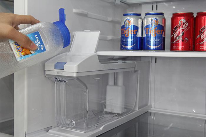 Ngăn đá rơi tự động