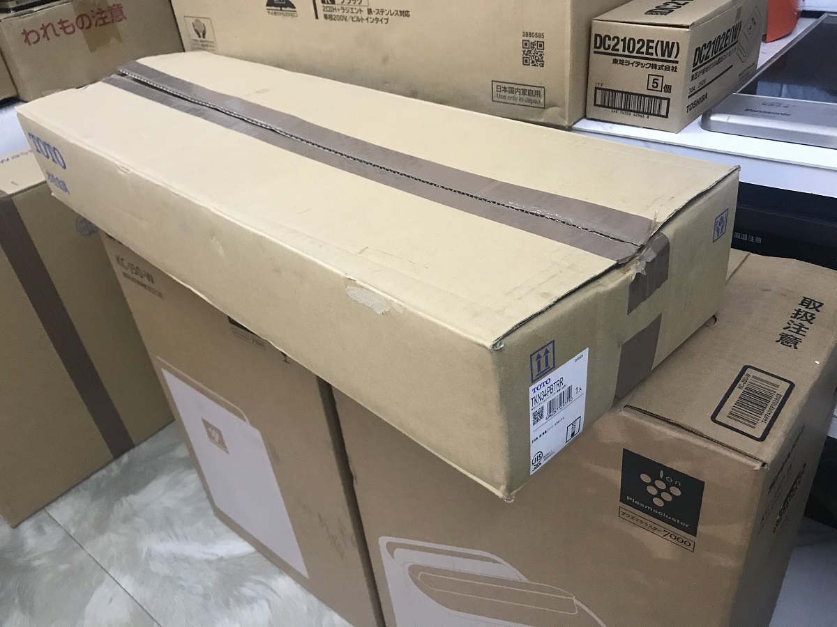 Vòi rửa bát Toto TKN34PBTRR mới nguyên hộp