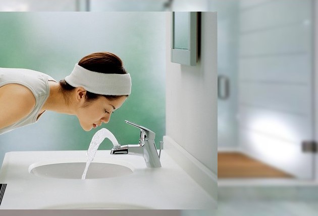 Vòi rửa mặt TOTO TLHG31DEF xoay 360*