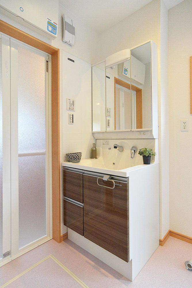 Ảnh tủ gương Takara 75cm