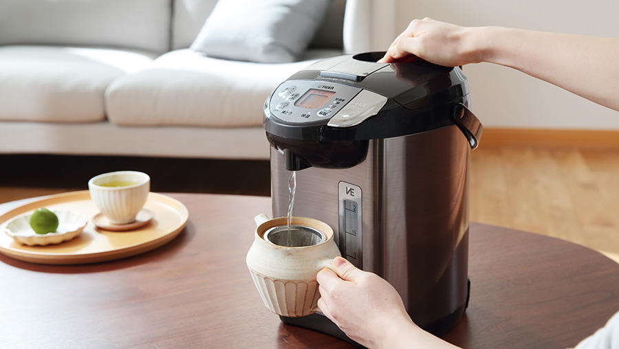 Bình thủy điện Tiger PIL-A220 và PIL-A300 dùng để pha trà, pha sữa trẻ nhỏ,..