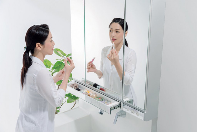 Ngăn kéo nhỏ dưới tủ gương