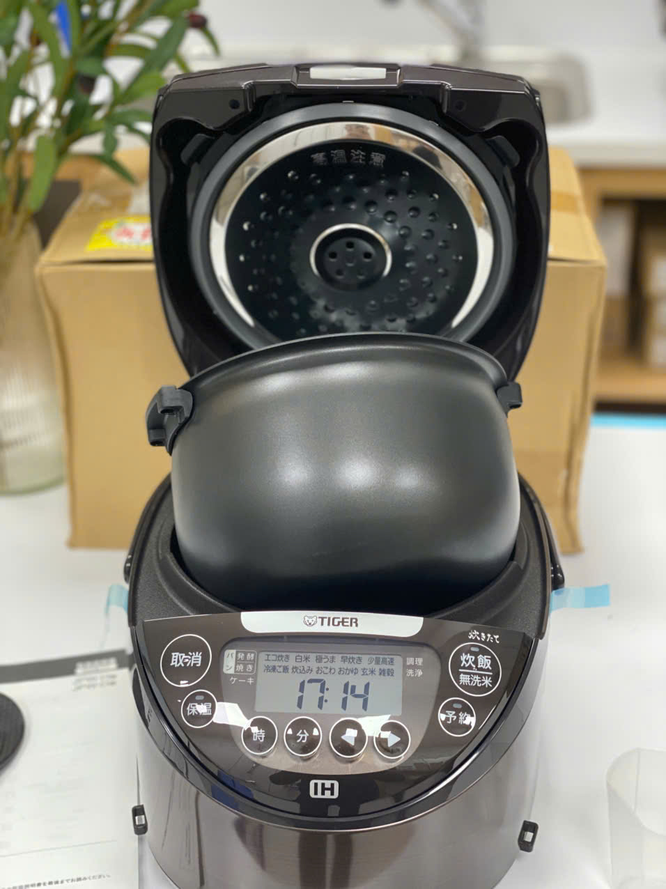 Nồi cơm Tiger JPW-D180 - Chuẩn 365 - hình 06