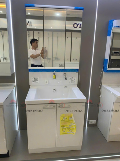 Tủ gương TOTO 75cm có đèn kháng khuẩn