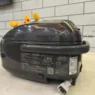 Nồi cơm Zojirushi NP-RU05. hình 02